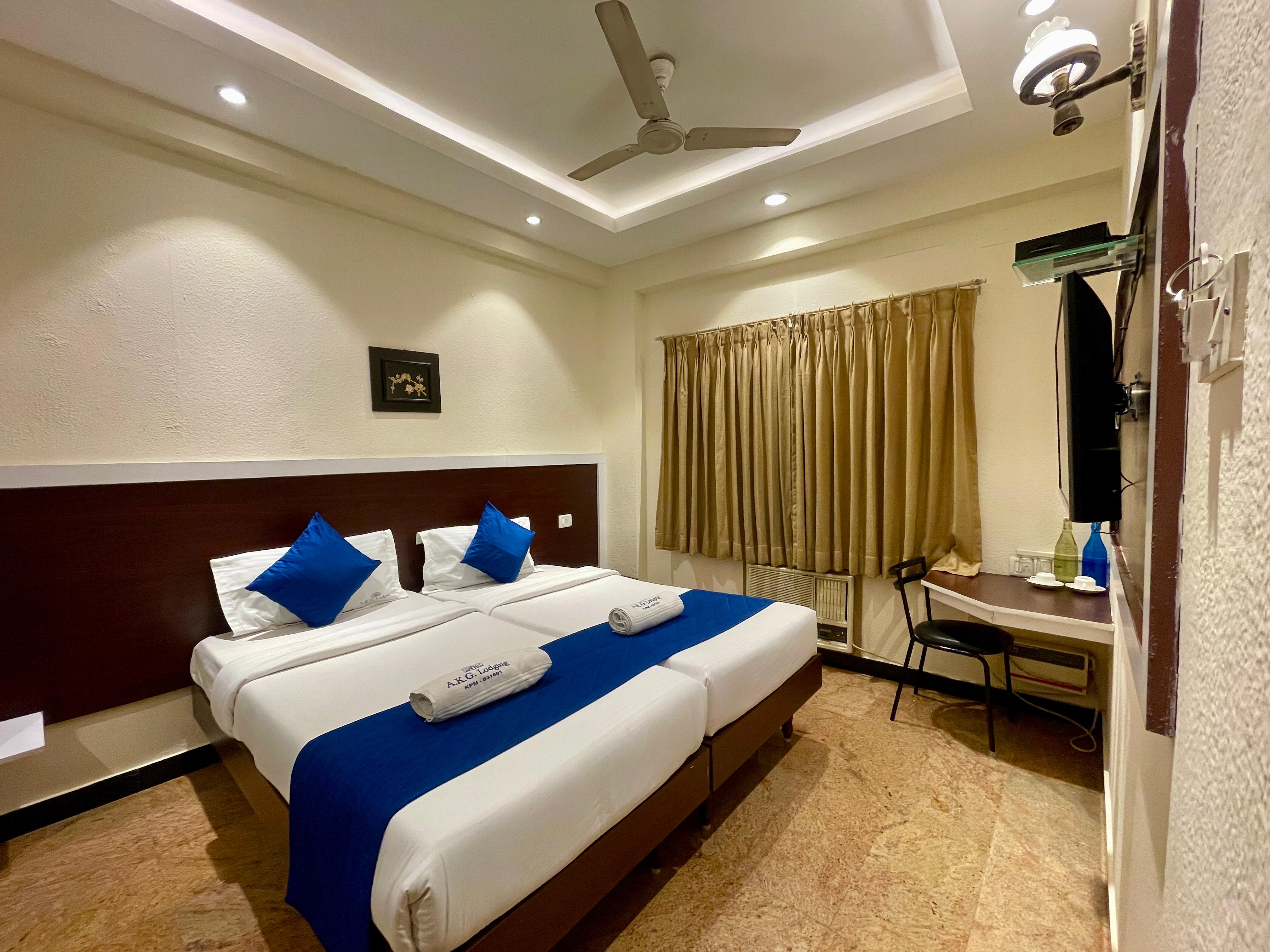 Deluxe Double Room (AC)