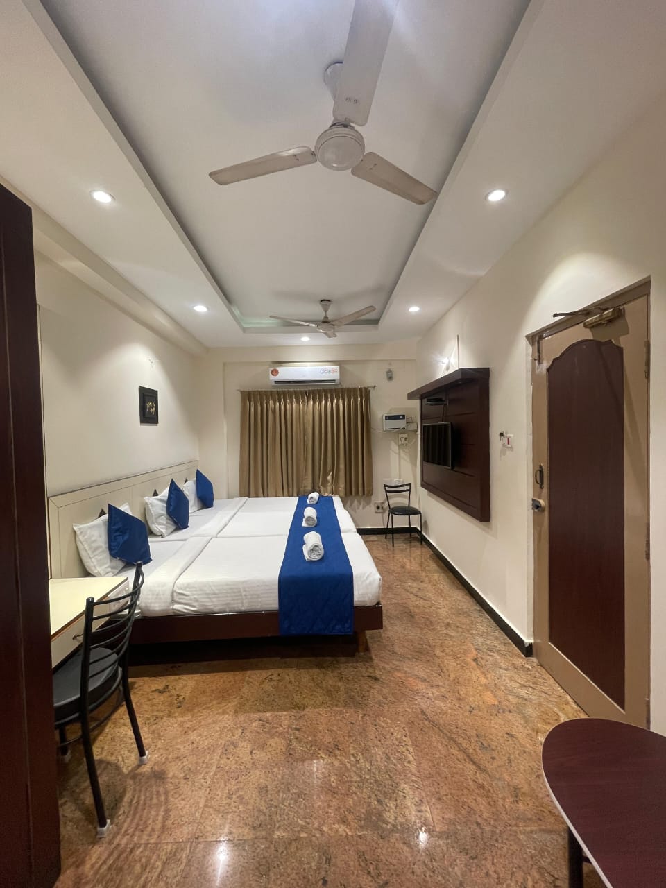 Deluxe Triple Room